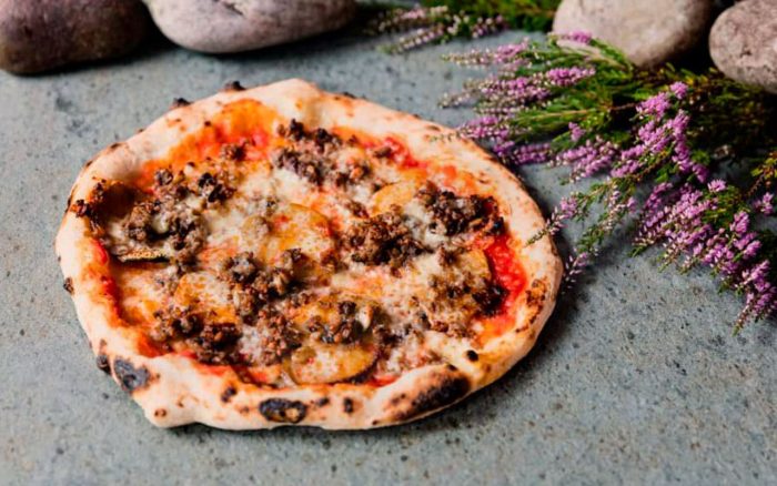 4. Pizza - Billede 1